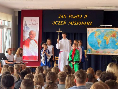 „Św. Jan Paweł II – uczeń, misjonarz”